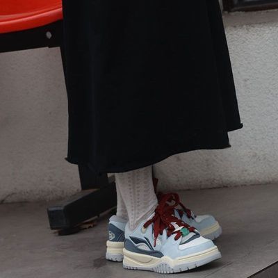 ���ڲ���������2026�¿�Ů�Ӵ�����Ծ��Ь͸�����߰ٴ�ͨ������ЬAGCW012 211Ԫ