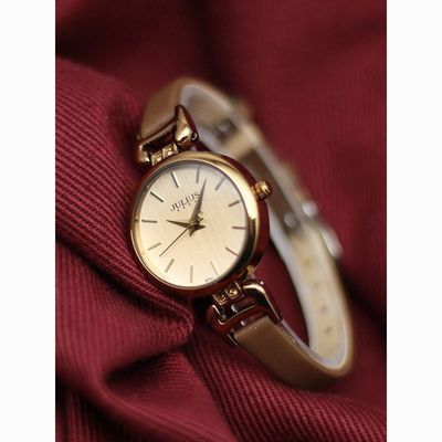 ���ڲ�������Ʒ����ʱ�ֱ�Ů�¿�2026ʱ�и���ѧ��Ů��ʯӢ��ˮ�ٴ�С��Ů�� 130Ԫ