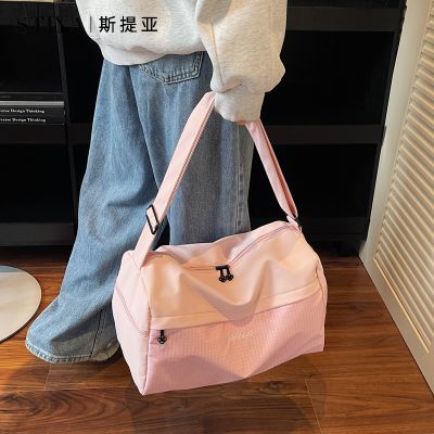 ���ڲ�����˹�������а�������ֵ��Я��;�����������������˶������� 36.8Ԫ