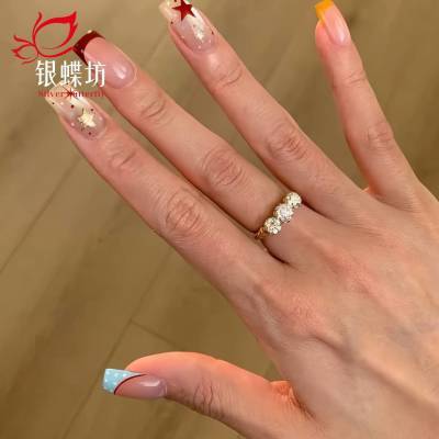 ���ڲ������������йŷ���ʯ�����ָ���¶���������ݸ߼��й����ع�ʳָ�� 18.4Ԫ