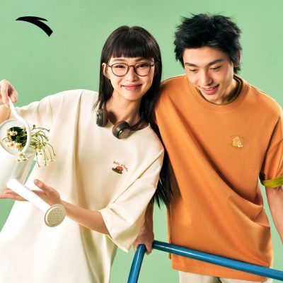 【安踏】×狐狸卜联名丨凉感休闲短袖男女同款夏季趣味印花宽松t恤上衣