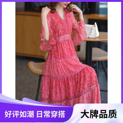 女人味碎花连衣裙夏装2026年新款气质优雅减龄时尚显瘦大摆裙子潮