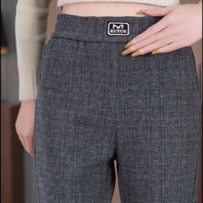 2026灰色微喇裤子女春秋新款高腰百搭修身显瘦窄版休闲喇叭裤