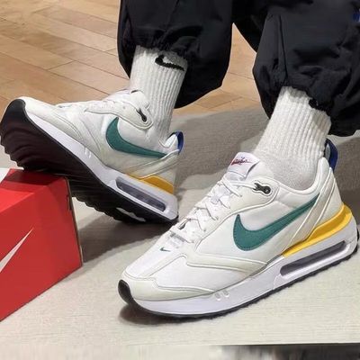 ���ڲ�����NIKE�Ϳ���Ь AIR MAX DAWN���滺��Ͱ��˶�����ЬDV3489-100 356Ԫ