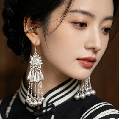 傣族耳饰汉服百搭荷花苗族耳环个性气质长款铃铛耳钉民族风彝族