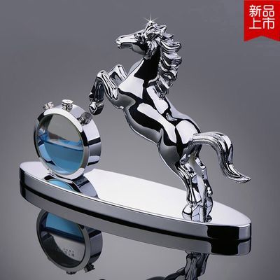 汽车车载香水摆件车内高档装饰用品新款小车上座式香薰马金钱豹男