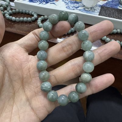【捡漏】公司收回纯天然A货翡翠手串,瑕疵珠子,保证天然,好过假货优惠商品图片