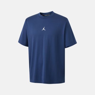 ���ڲ�����NIKE�Ϳ�������֯�˶�����T��IF0883-410 136Ԫ