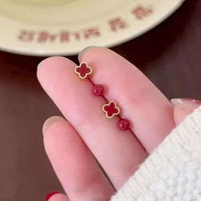 红色四叶草豆豆四件套养耳洞小耳钉2025新款精致百搭高级耳环品女