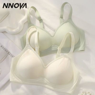NNOVA漫画胸无痕内衣女小胸聚拢显大无钢圈舒适文胸罩