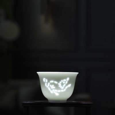 景德镇玲珑高温瓷十二生肖主人杯中式镂空景德镇陶瓷主人杯茶杯