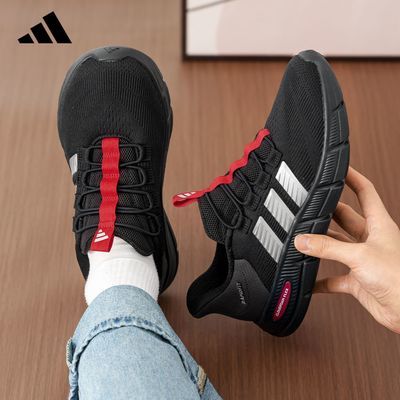 ���ڲ����������ϴ�˹����ϵ��һ�ŵ���Ůͬ������͸�����׼���ٴ������˶�Ь 279Ԫ