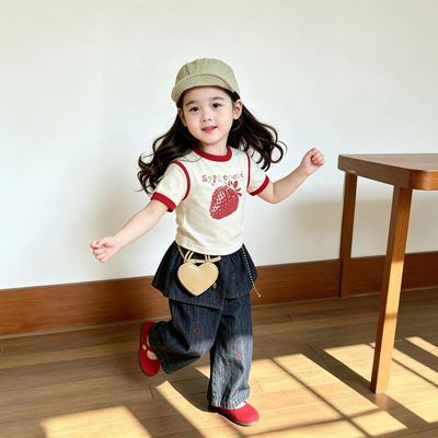 女童巨好看夏装套装2026新款儿童草莓印花假两件上衣女童牛仔裙裤优惠商品图片