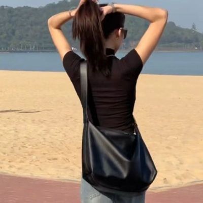 小众设计包包女新款大容量高级托特通勤大包百搭款单肩斜挎包