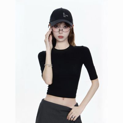 【ZRCIR】辣妹风正肩圆领半袖t恤女2026夏收腰显瘦中袖短款气质上衣优惠商品图片