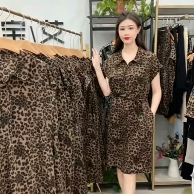 中年妈妈夏装连衣裙大码轻奢短袖中长款宽松遮肚显瘦气质款