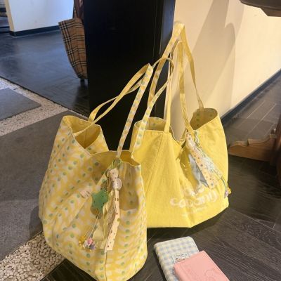 韩系休闲格纹双面背帆布包女夏季大容量单肩托特包学院风通勤大包