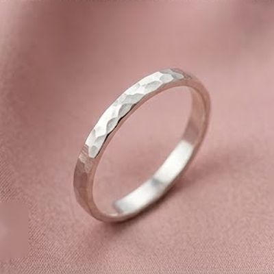 2.5mm宽手工锤纹925纯银戒指