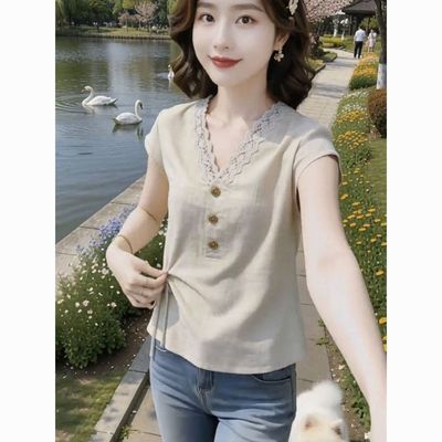 新款时尚V领蕾丝拼接女上衣短袖修身显瘦通勤穿搭高级轻奢优雅感