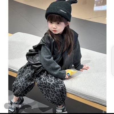 女童秋装套装2026新款女宝洋气马甲针织毛衫豹纹裤三件套儿童秋装