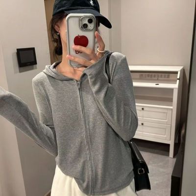 秋季新款舒适拉链带帽休闲女外套春秋舒适纯色百搭连帽薄款上衣潮