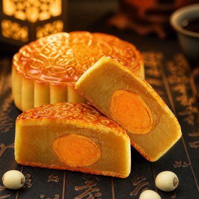 【批发低价】蛋黄大月饼广式月饼莲蓉蛋黄月饼豆沙中秋月饼糕点