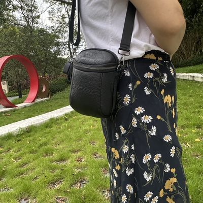 头层牛皮手机包26年网红款便携式斜挎真皮女包荔枝纹牛皮时尚迷你