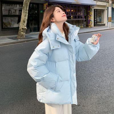 浅蓝色羽绒服女款时尚好看2026新款冬装轻薄白鸭绒保暖连帽外套