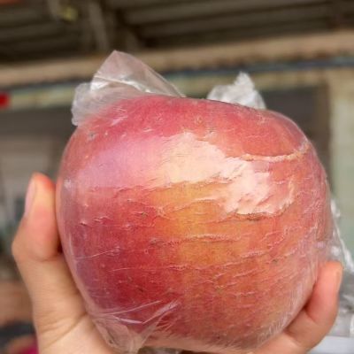 彩箱】带箱9斤 头茬红富士膜袋丑苹果应当季冰糖新鲜水果批发整箱
