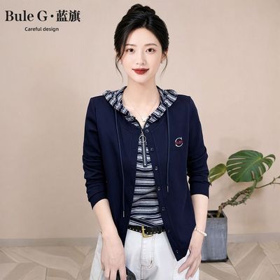 【蓝旗】时尚条纹假两件外套女2026春季妈妈装连帽洋气小衫宽松上衣
