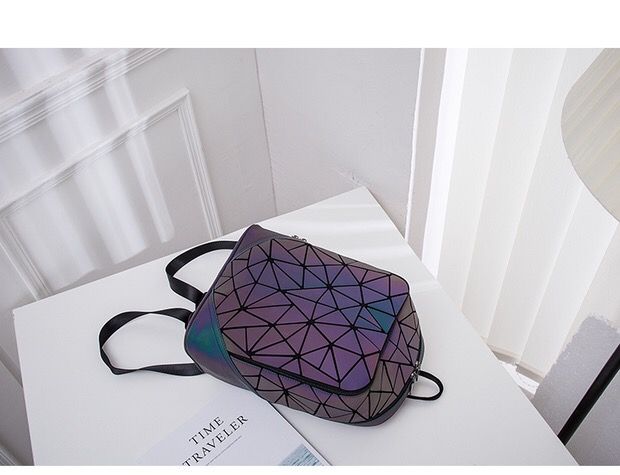 Cool Luminous Personality Fashion Laser Color-Changing Shoulder Student White-Collar Travel Backpack