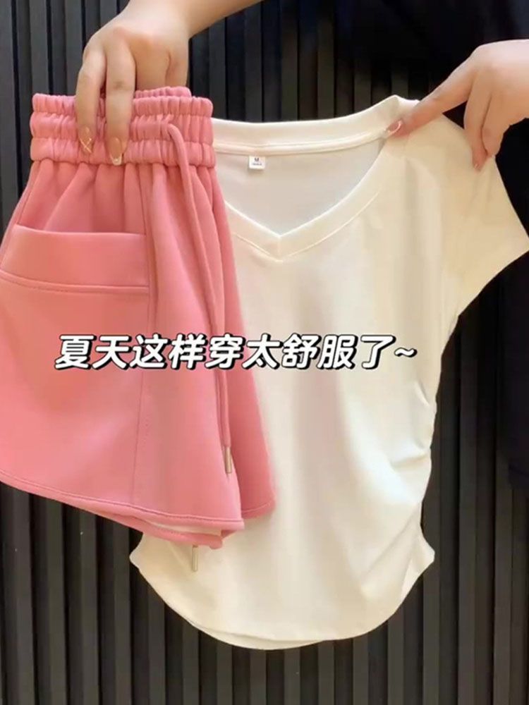 羽奕夏季網紅炸街時尚洋氣時髦運動高級感白色T恤粉色短褲兩件套