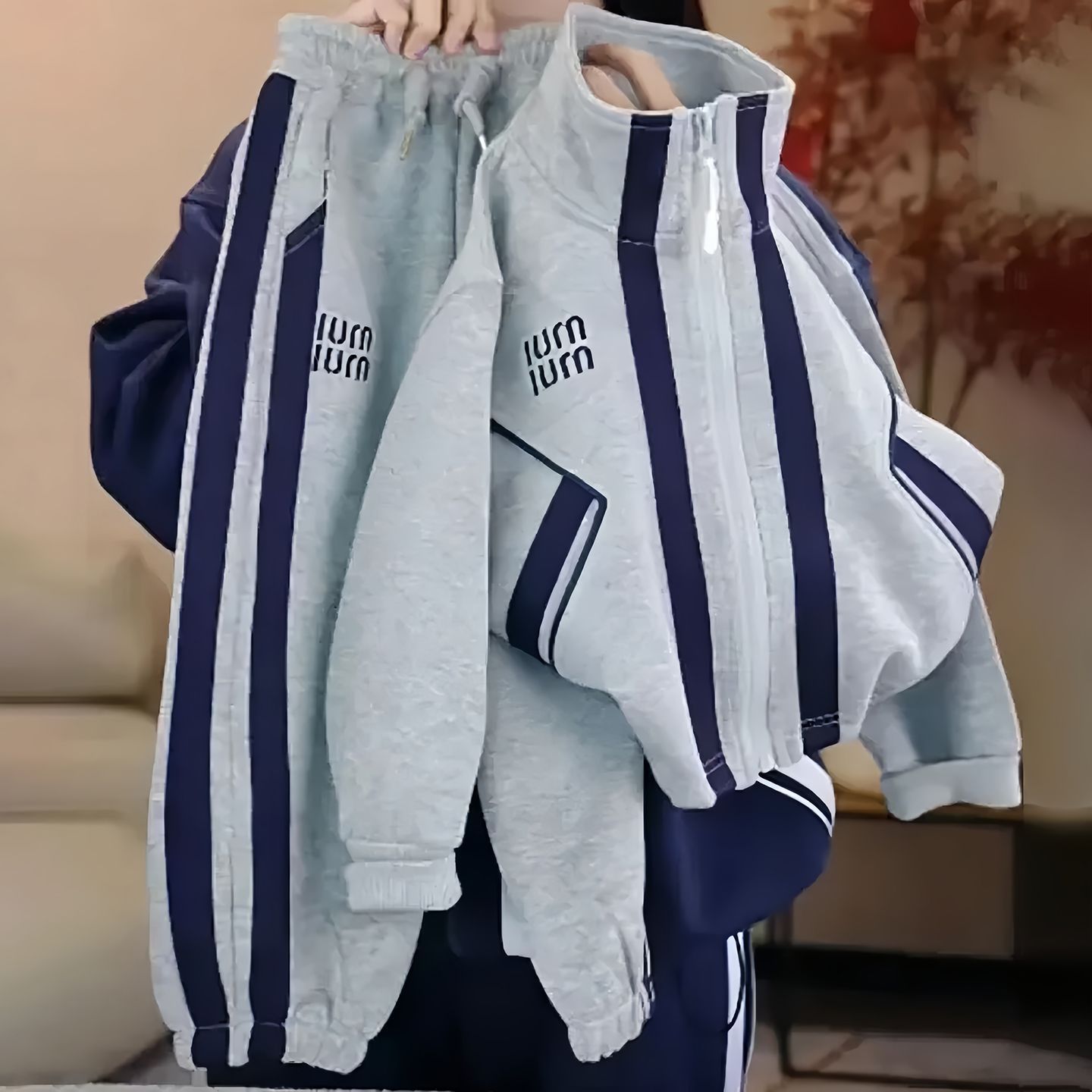 女童男童中大童秋季2025新款女孩运动服休闲韩版连帽女童两件套潮