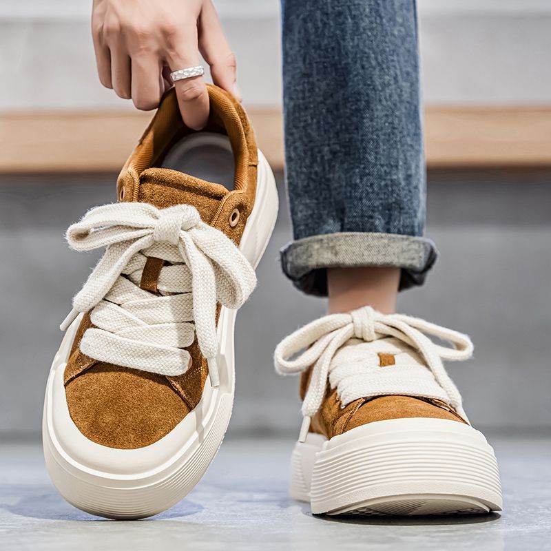 Baskets tendance automne 2025 pour hommes, marque de niche, élégantes et à semelles épaisses, rehaussantes, pour adolescents, style décontracté et polyvalent._voghion.com