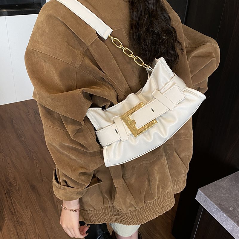 Niche Hih-end Pleated Desin Handba 2025 New Model With Belt Buckle, Stylish Underarm Ba, Eleant Commuter Utility_voghion.com