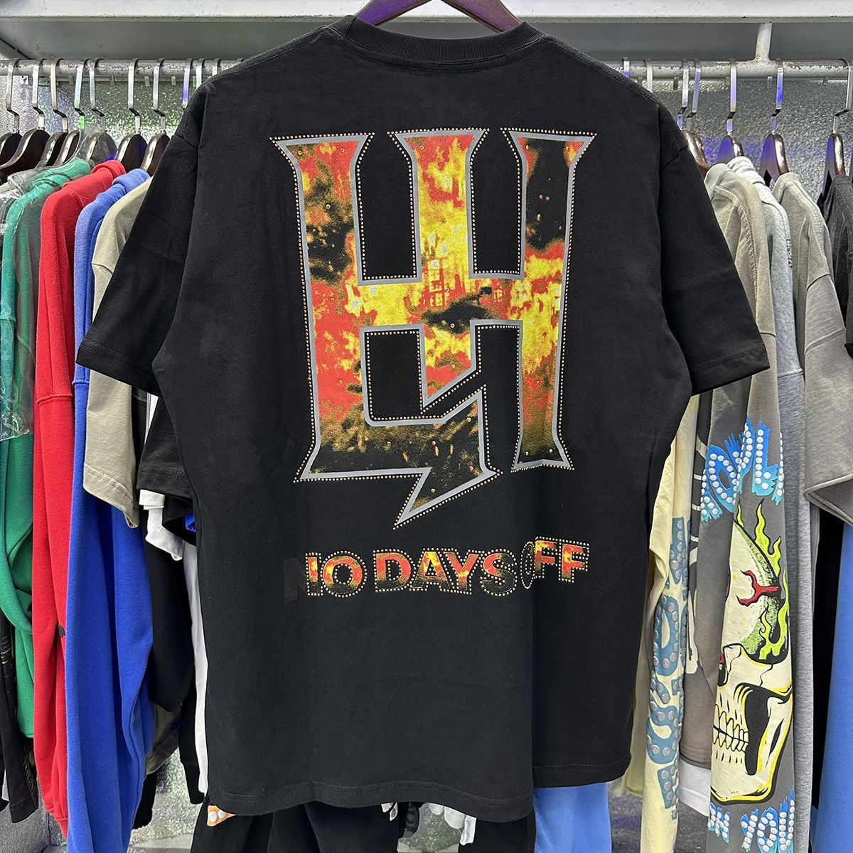 Meichao Life Hustlers Masked Tattoo Angel Gun Print Rhinestone High Street Loose Fit Unisex Short Sleeve T-Shirt_viptrois.com