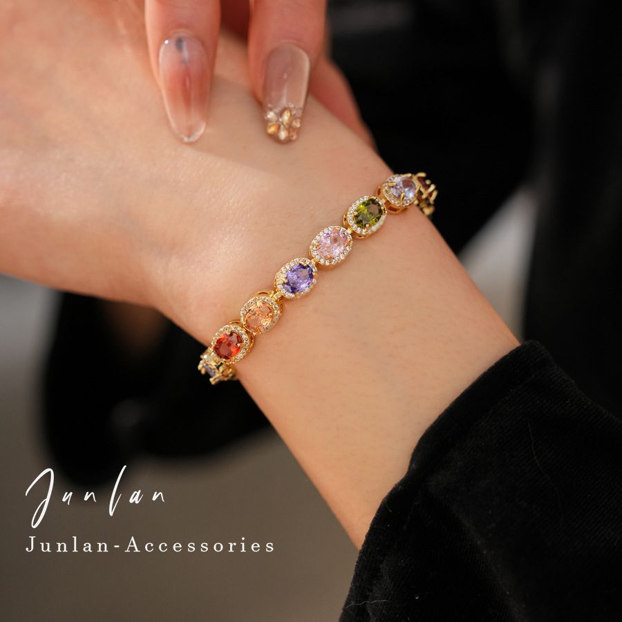 Vintage Zircon Buckle Bracelet detail image 16
