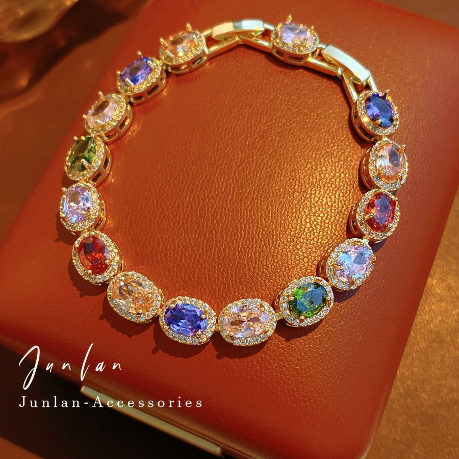 Vintage Zircon Buckle Bracelet detail image 1