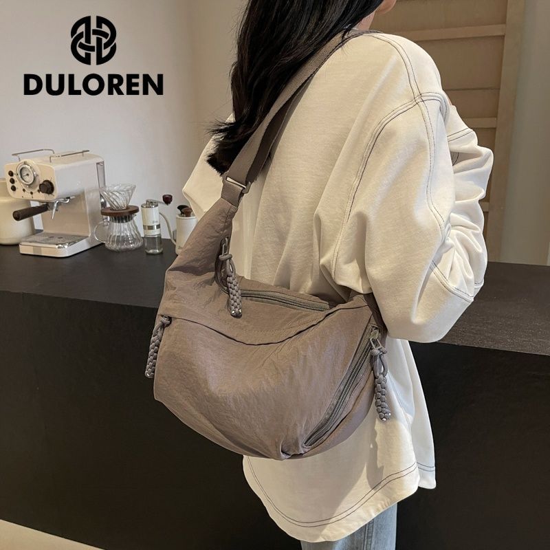 DULOREN斜挎包大容量通勤包2026新款包包单肩运动百搭背包饺子包 图片 6