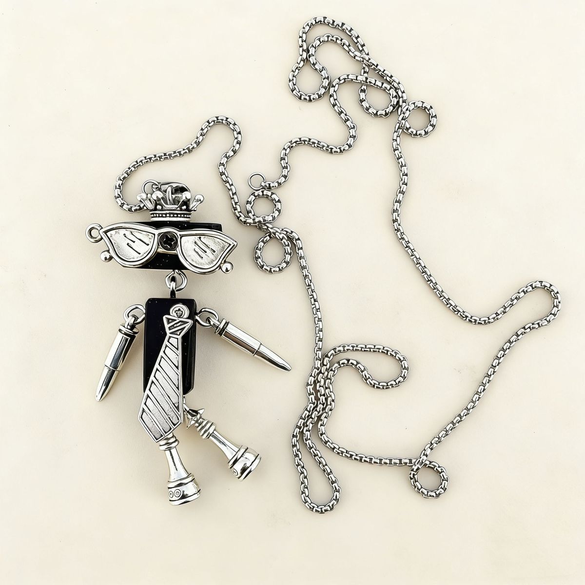 Handmade Punk Robot Pendant Necklace For Students Graduation Gift_voghion.com