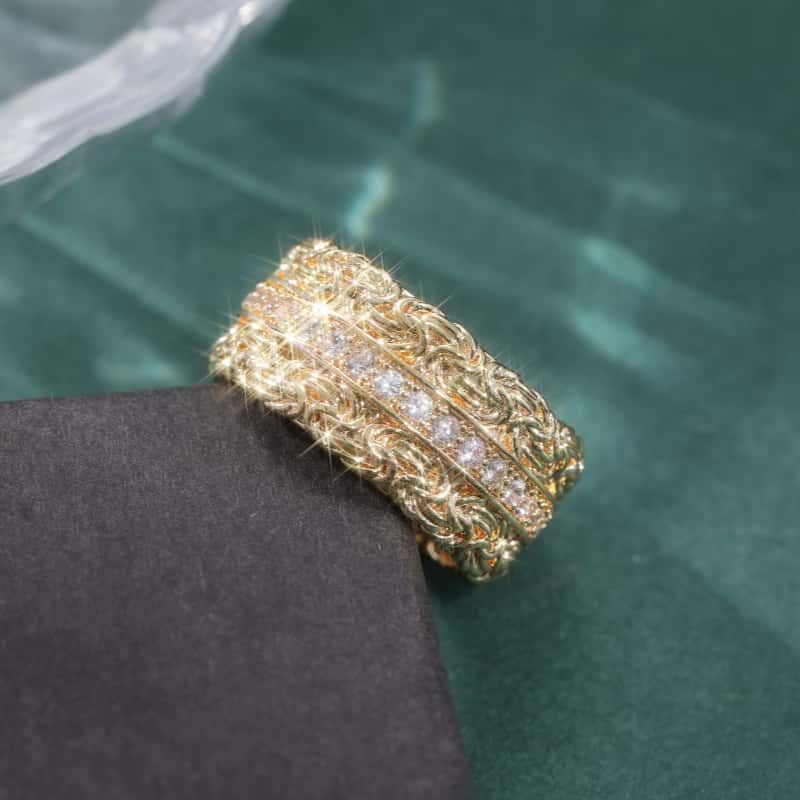 Heavy-duty Diamond Ring For Women Gold Wide Designer Statement Ring_voghion.com
