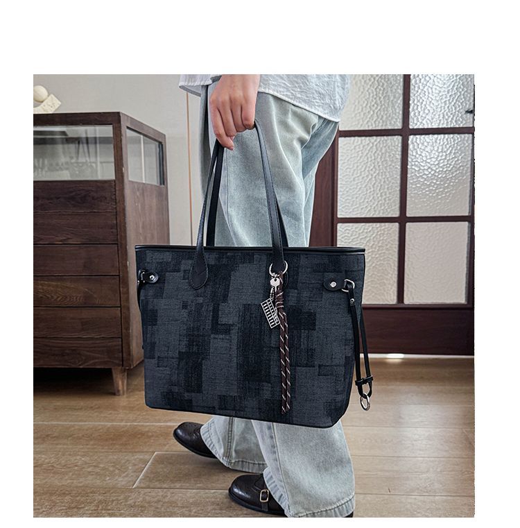 Elegant Women's Single-shoulder Tote Bag For Work And Commuting_voghion.com