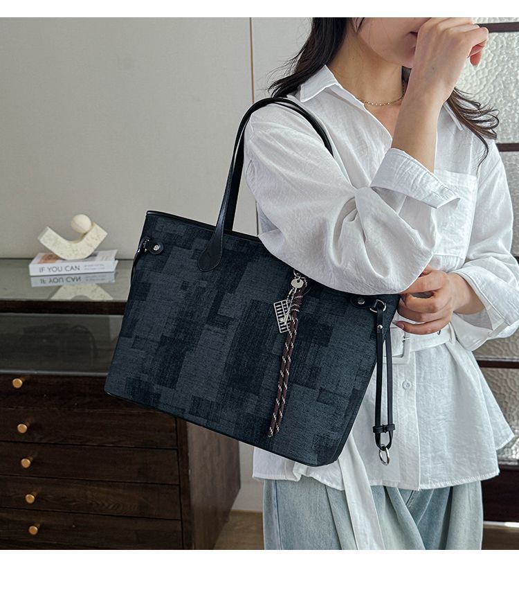 Elegant Women's Single-shoulder Tote Bag For Work And Commuting_voghion.com