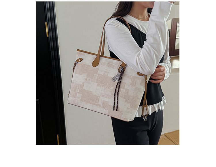 Elegant Women's Single-shoulder Tote Bag For Work And Commuting_voghion.com
