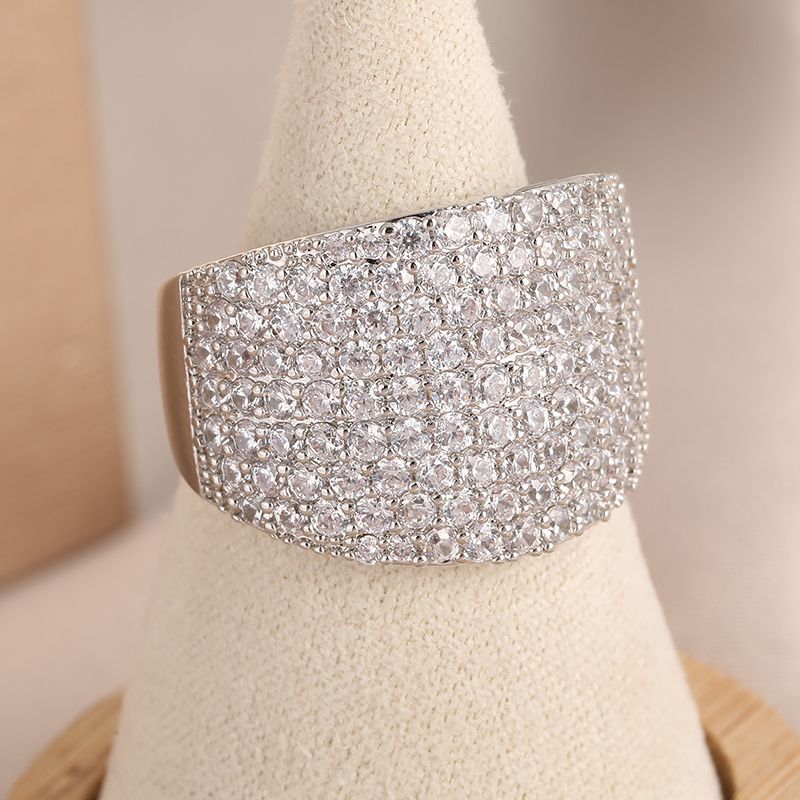 Breiter Diamantring Für Damen Luxuriöser Statement Schmuck_voghion.com