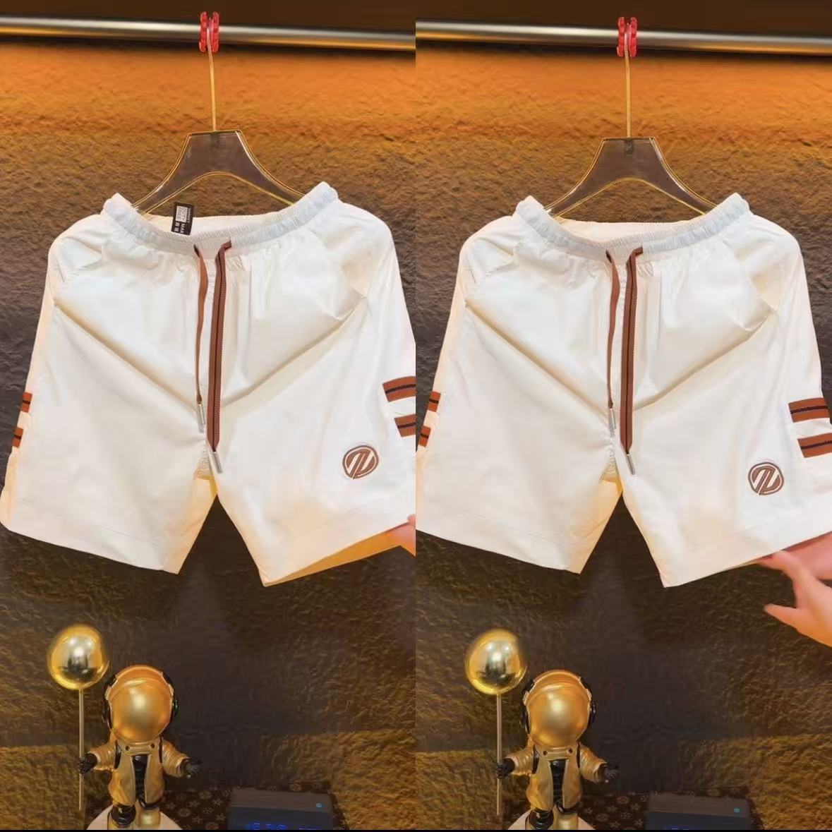 2026 New Light Luxury Fashion Trend Men's Casual Shorts Summer Sports White Breathable Loose Pants_viptrois.com