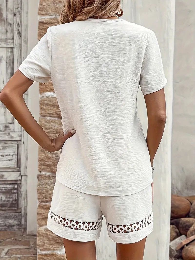 Women's V-neck Patchwork Top And Solid Colour Shorts Summer Set_voghion.com