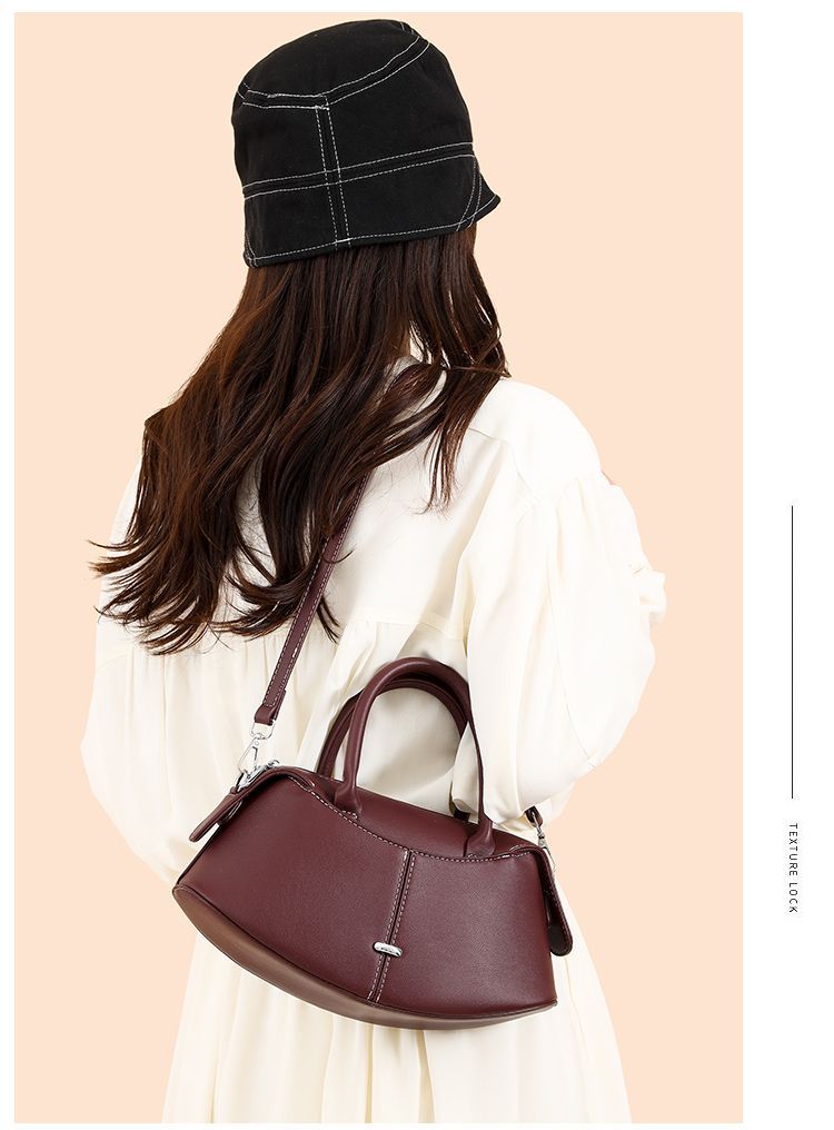 Luxury Saddle Bag For Women, Trendy Retro Handbag For Commuting_voghion.com