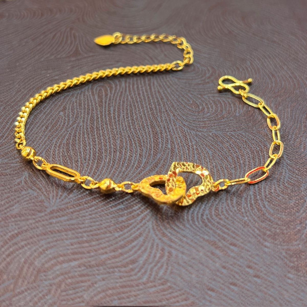 Gold Plated Heart Bracelet With Sparkling Disco Beads And Crystals_voghion.com