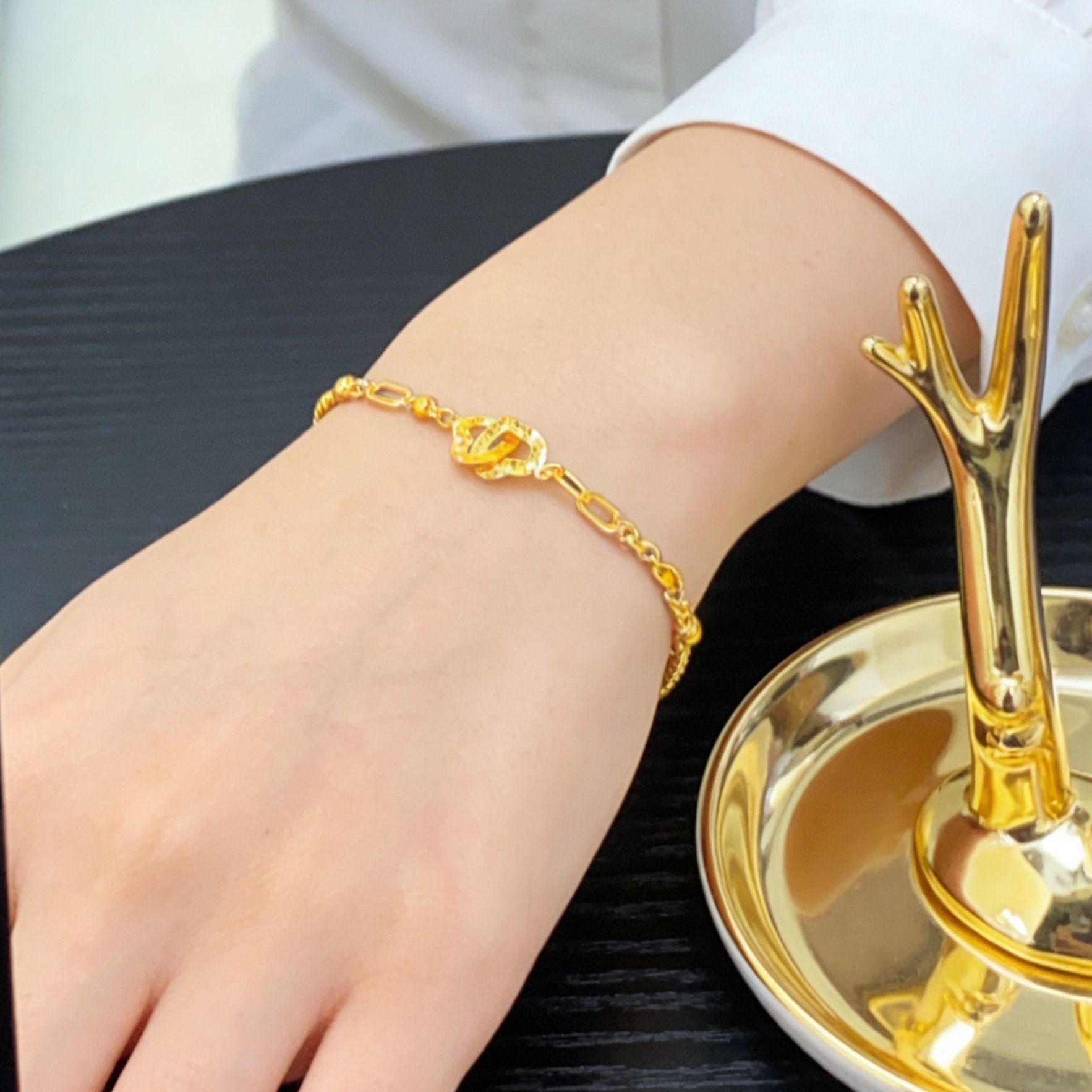 Gold Plated Heart Bracelet With Sparkling Disco Beads And Crystals_voghion.com